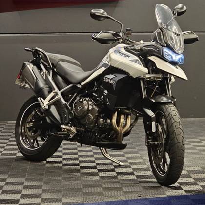 TRIUMPH TIGER 900 GT 
